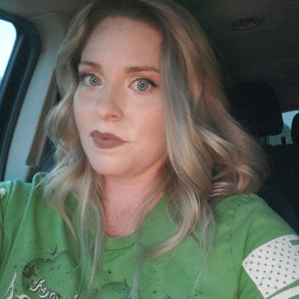 Meet your Posher, Jaclynn